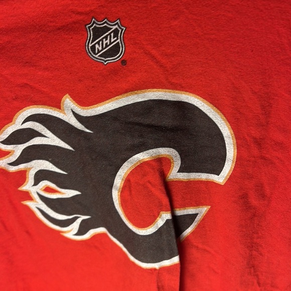 NHL Fanatics Mens LS Flames Charmander 60 Jersey Tee Color Red Size Small - Picture 2 of 5